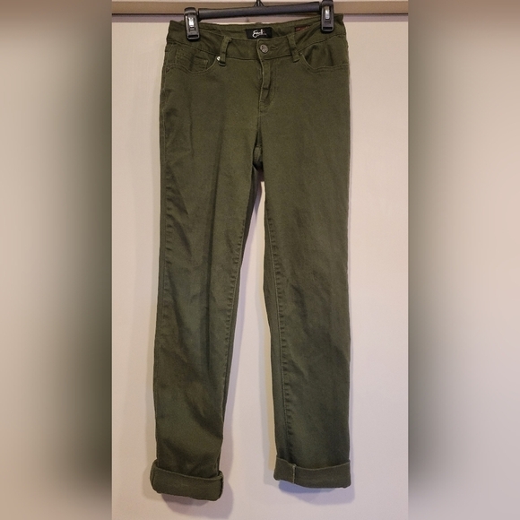 Earl army green straight leg, rolled cuff, women's jeans size 6 - Picture 2 of 6